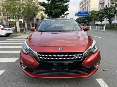 Venucia T90