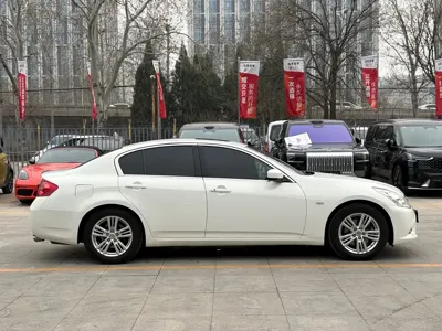 Infiniti G