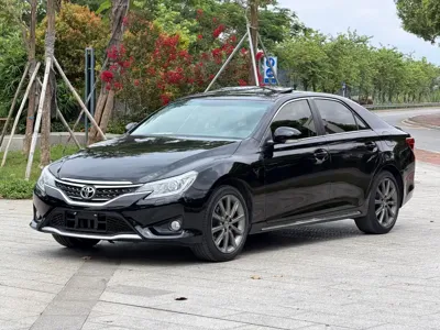 Toyota Reiz