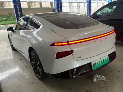 Xpeng P7