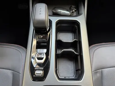 Geely Haoyue L