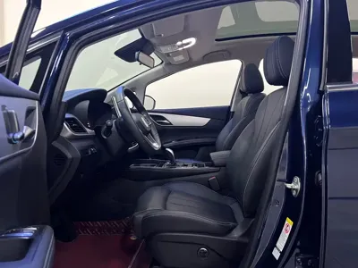BYD MAX