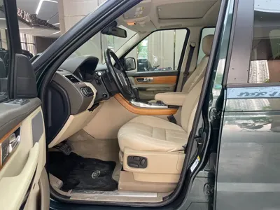 Land Rover Sport