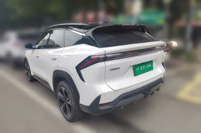 Geely Galaxy L7