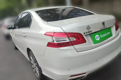 Peugeot 408