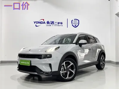 Lynk & Co 06 EM-P