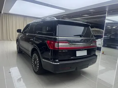 Lincoln Navigator