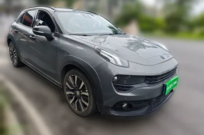 Lynk & Co 02