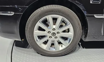 Kia Opirus