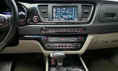 Kia Canival