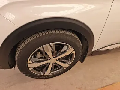 Peugeot 4008