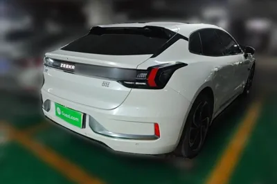 Zeekr 001