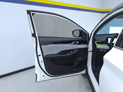 Geely Binyue