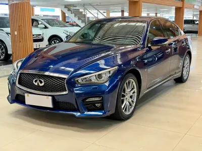 Infiniti Q50L