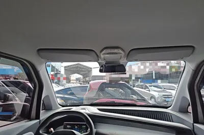 Baojun E200