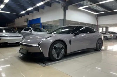 Xpeng P7