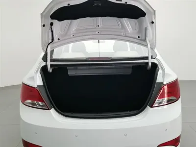 Hyundai Verna