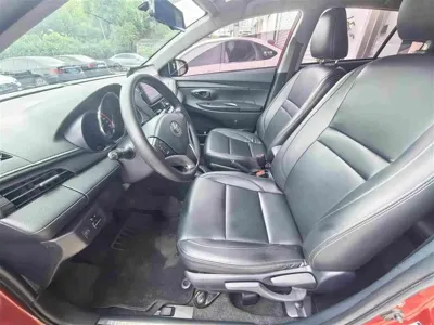 Toyota Yaris L