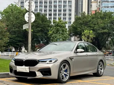 BMW M5
