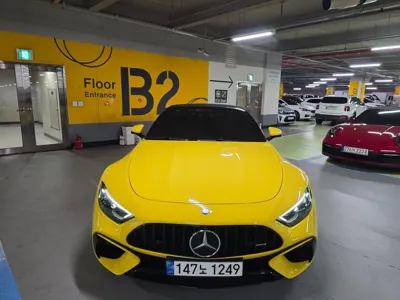 Mercedes-Benz SL-Class