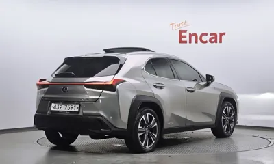 Lexus UX