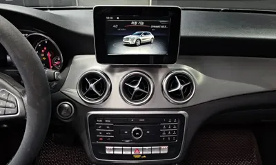 Mercedes-Benz GLA-Class
