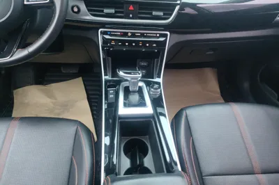 Kia KX3