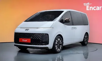 Hyundai Staria