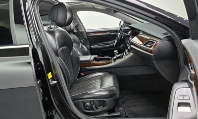 Genesis EQ900