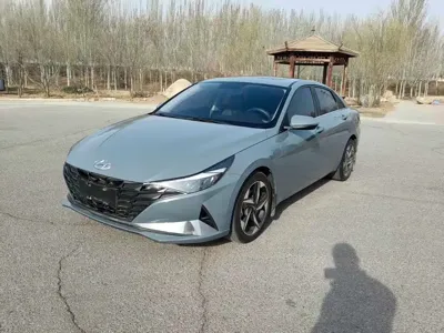 Hyundai Elantra
