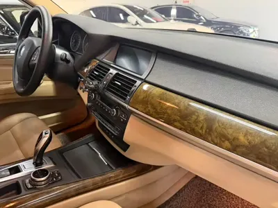 BMW X5 (Import)