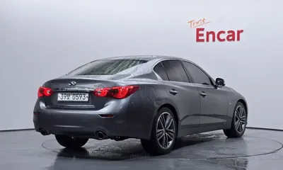 Infiniti Q50
