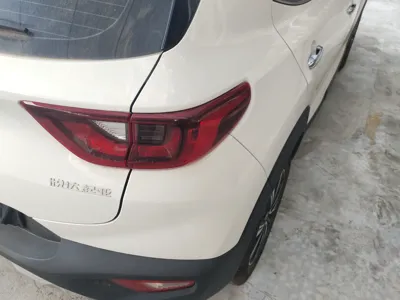 Kia kx1 Stonic