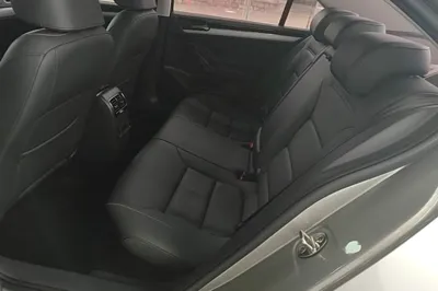 Volkswagen Sagitar