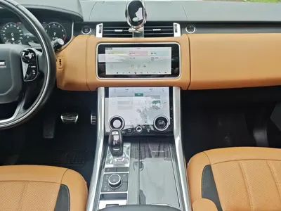 Land Rover Sport