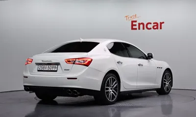 Maserati Ghibli