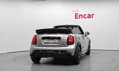 MINI Cooper Convertible