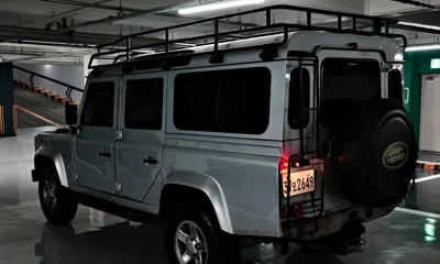 Land Rover Defender