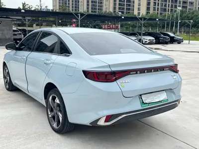 Geely L HiP