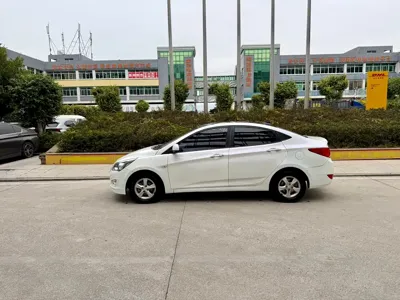 Hyundai Verna
