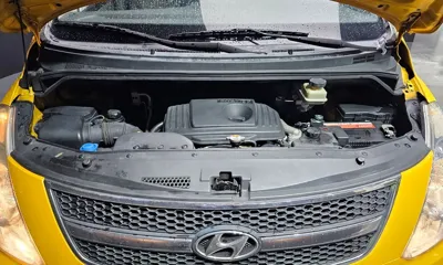 Hyundai Starex