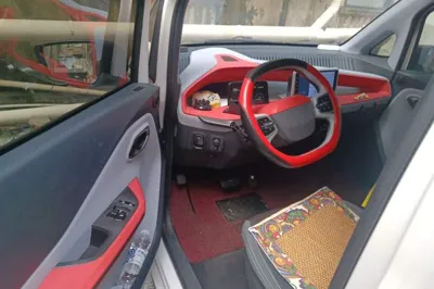 Baojun E200