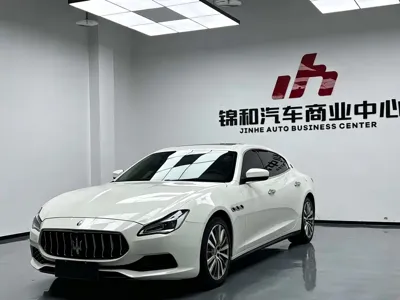 Maserati Quattroporte