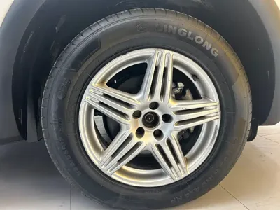 Qoros Qoros 5
