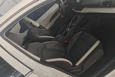 Dongfeng Aeolus E70