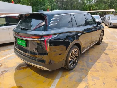 Hongqi HS7 PHEV