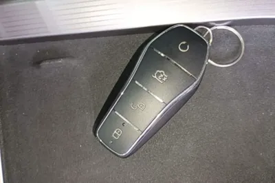 BYD Han L