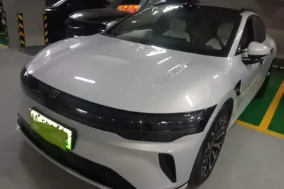 Zeekr 007GT