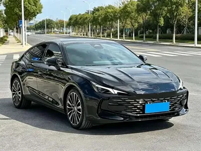 MG MG7