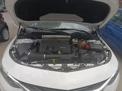 Chevrolet Malibu XL